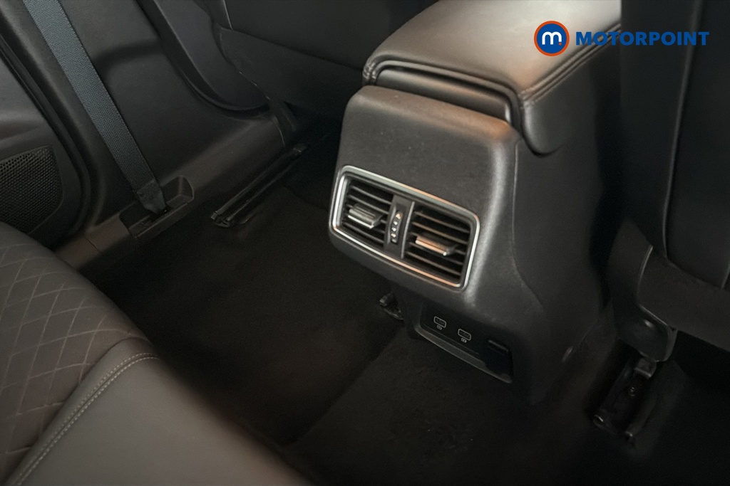 Renault Kadjar Iconic Manual Petrol SUV - Stock Number (1665858) - 28th supplementary image