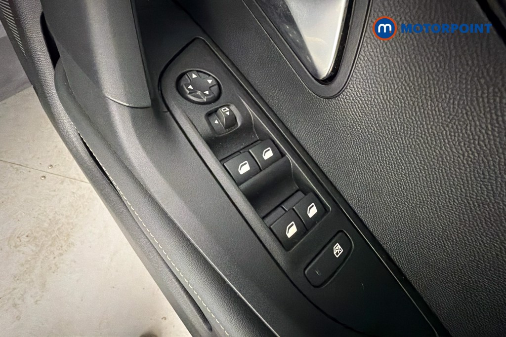 Peugeot 2008 Allure Manual Petrol SUV - Stock Number (1665910) - 20th supplementary image
