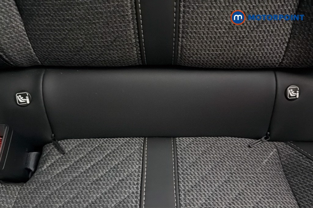 Peugeot 2008 Allure Manual Petrol SUV - Stock Number (1665910) - 29th supplementary image