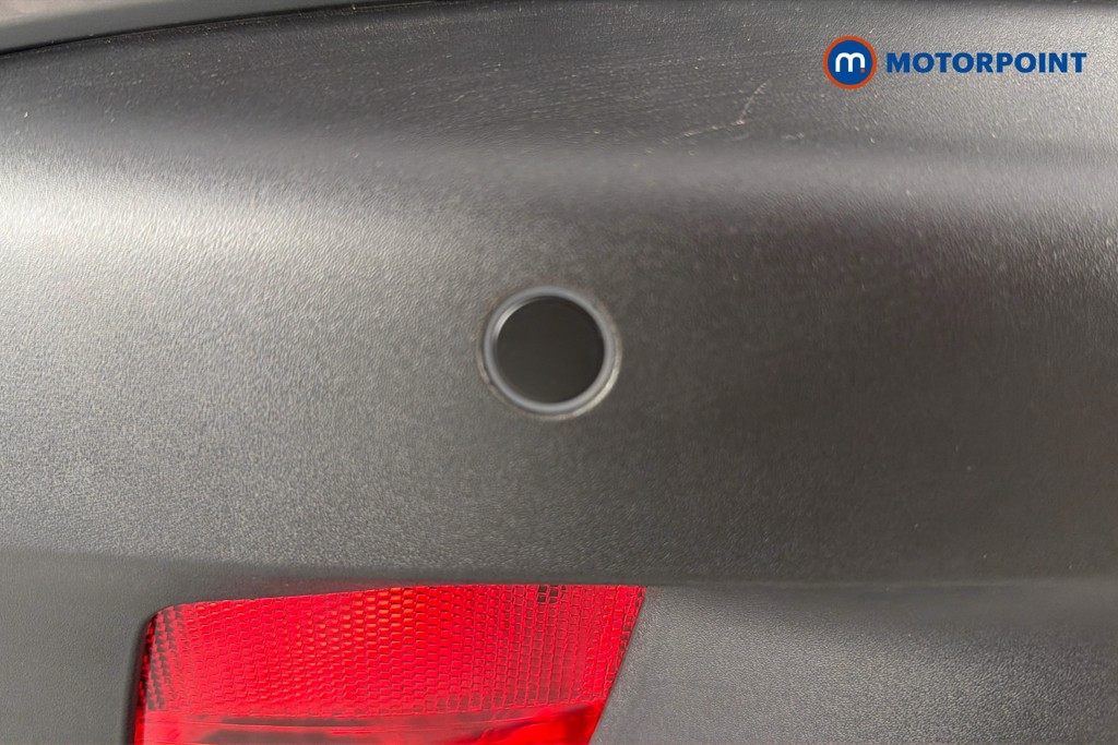 Peugeot 2008 Allure Manual Petrol SUV - Stock Number (1665910) - 40th supplementary image