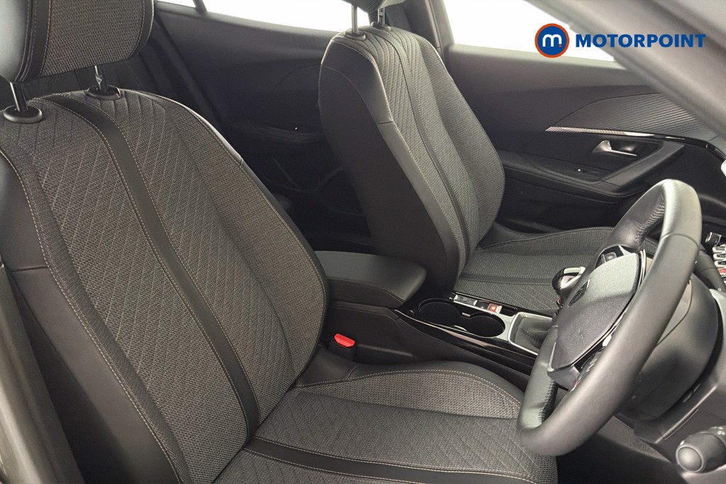 Peugeot 2008 Allure Manual Petrol SUV - Stock Number (1665924) - 22nd supplementary image