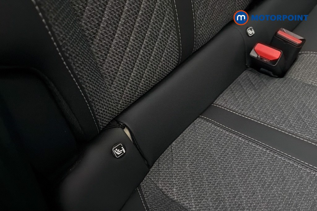 Peugeot 2008 Allure Manual Petrol SUV - Stock Number (1665924) - 28th supplementary image