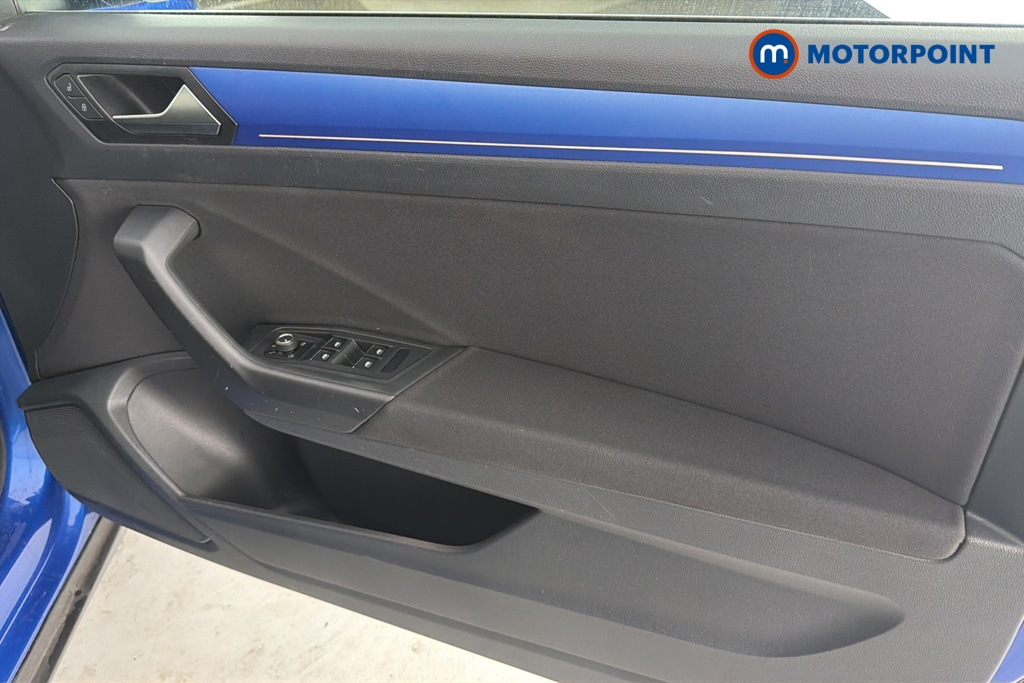 Volkswagen T-Roc Design Manual Petrol Convertible - Stock Number (1666057) - 18th supplementary image