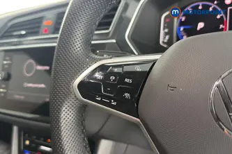 Volkswagen Tiguan R-Line Edition Automatic Petrol SUV - Stock Number (1666343) - 4th supplementary image
