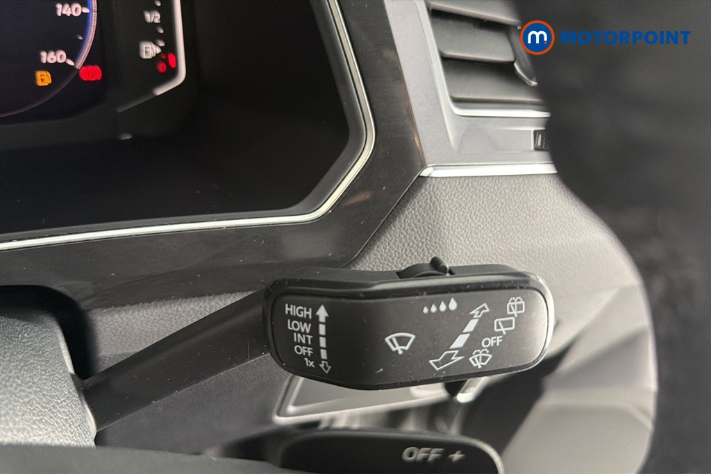 Volkswagen Tiguan R-Line Edition Automatic Petrol SUV - Stock Number (1666343) - 6th supplementary image