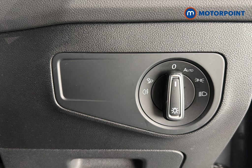 Volkswagen Tiguan R-Line Edition Automatic Petrol SUV - Stock Number (1666343) - 11th supplementary image