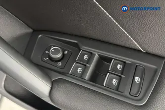Volkswagen Tiguan R-Line Edition Automatic Petrol SUV - Stock Number (1666343) - 19th supplementary image
