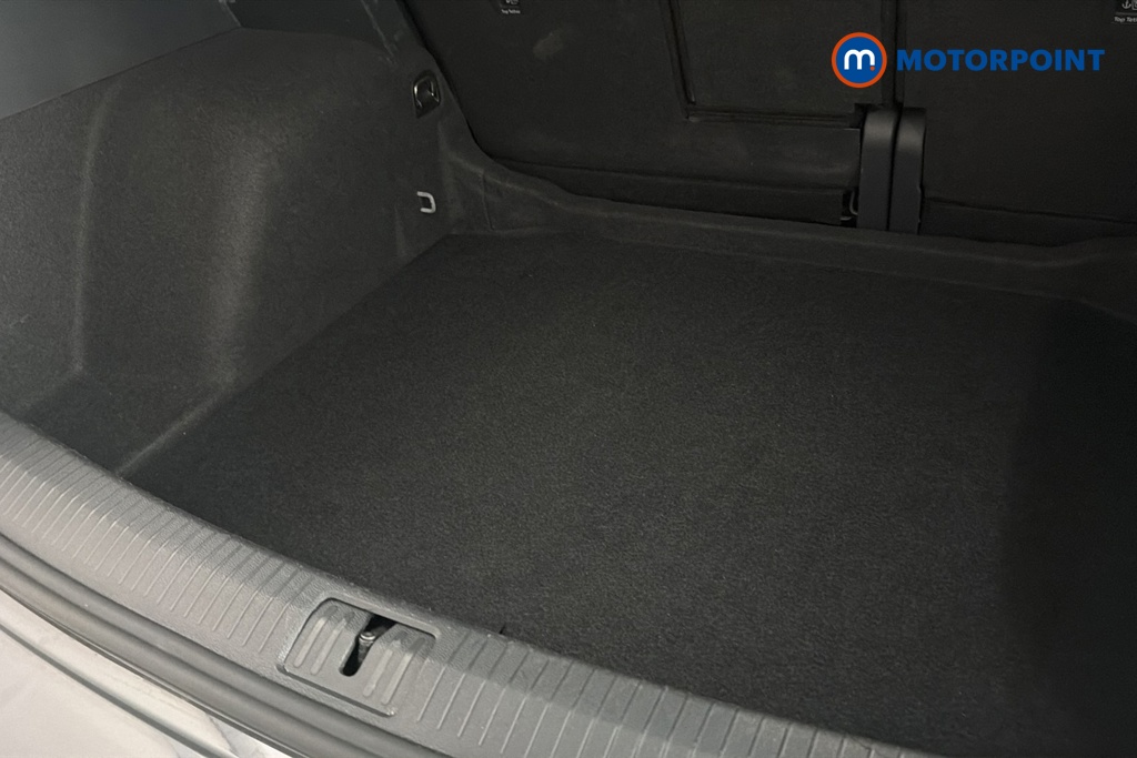 Volkswagen Tiguan R-Line Edition Automatic Petrol SUV - Stock Number (1666343) - 30th supplementary image