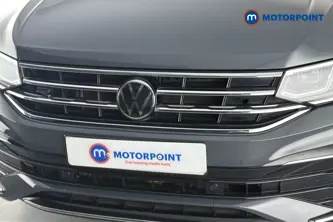 Volkswagen Tiguan R-Line Edition Automatic Petrol SUV - Stock Number (1666343) - 43rd supplementary image