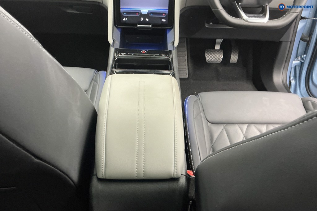 Ford Explorer Premium Automatic Electric SUV - Stock Number (1666430) - 11th supplementary image