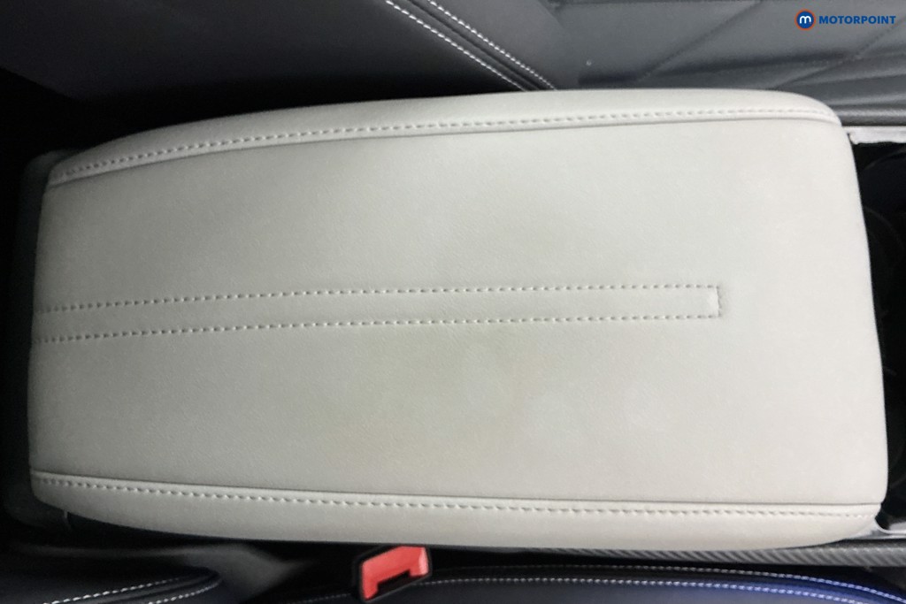 Ford Explorer Premium Automatic Electric SUV - Stock Number (1666430) - 13th supplementary image
