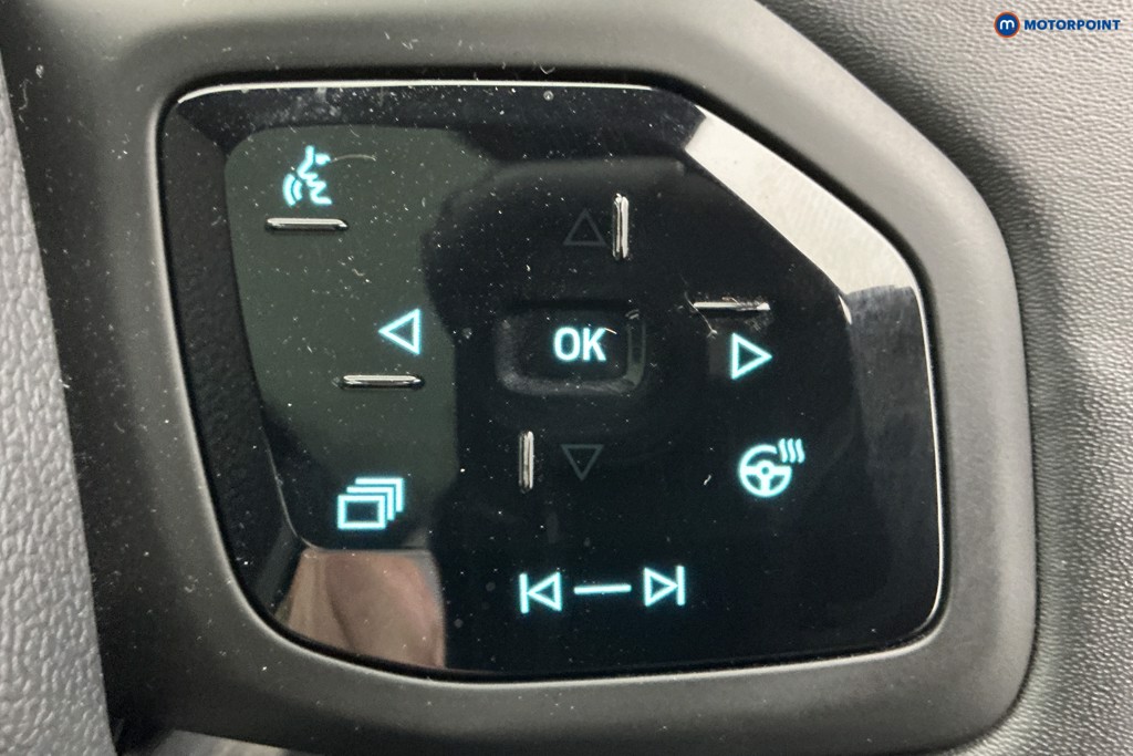 Ford Explorer Premium Automatic Electric SUV - Stock Number (1666430) - 20th supplementary image