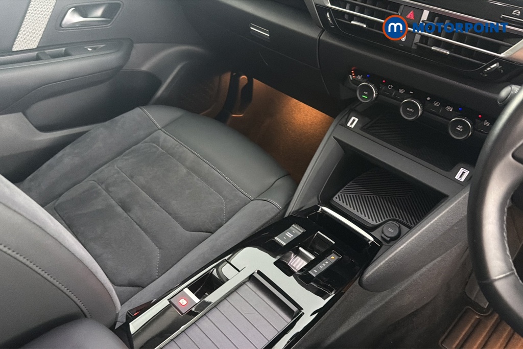 Citroen C4 X Shine Plus Automatic Diesel Saloon - Stock Number (1666680) - 15th supplementary image
