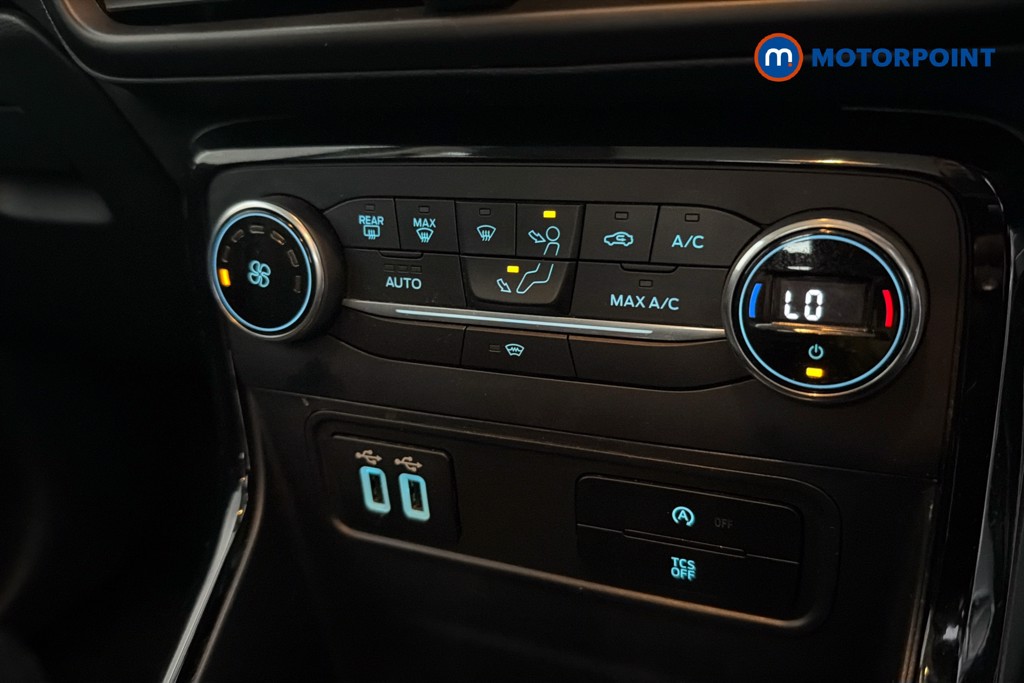 Ford Ecosport Titanium Manual Petrol SUV - Stock Number (1666704) - 12th supplementary image