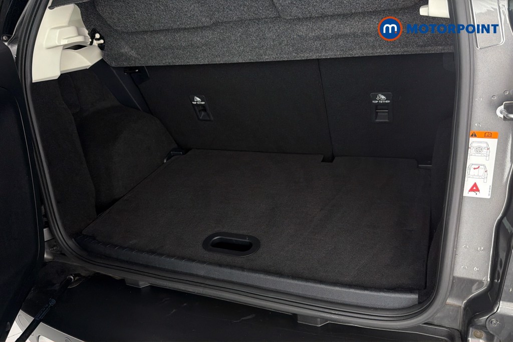 Ford Ecosport Titanium Manual Petrol SUV - Stock Number (1666704) - 33rd supplementary image