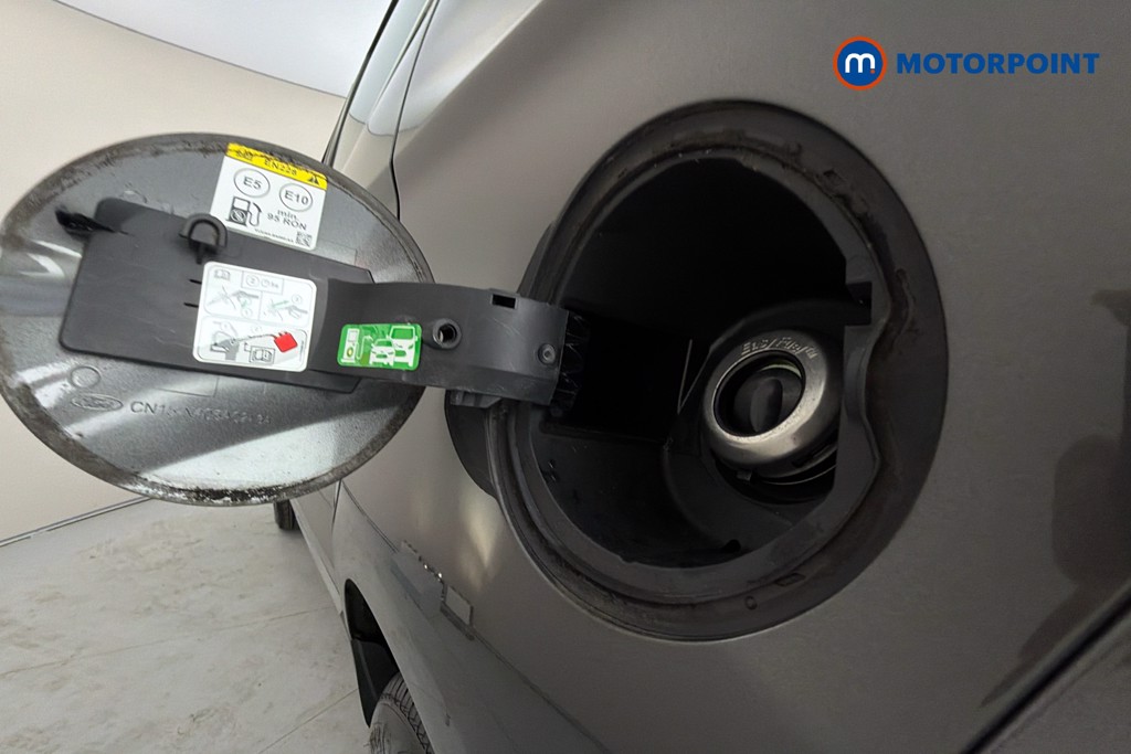 Ford Ecosport Titanium Manual Petrol SUV - Stock Number (1666704) - 41st supplementary image