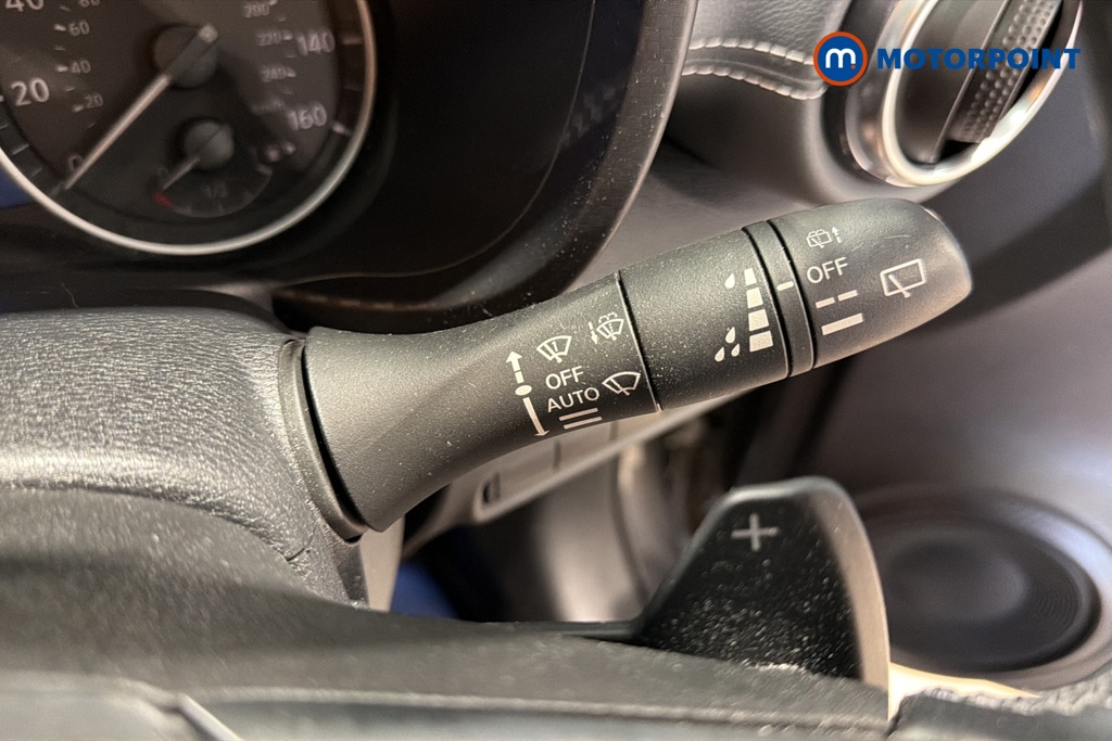 Nissan Juke Tekna Automatic Petrol SUV - Stock Number (1666879) - 6th supplementary image