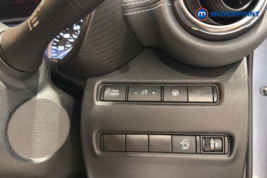 Nissan Juke Tekna Automatic Petrol SUV - Stock Number (1666879) - 11th supplementary image