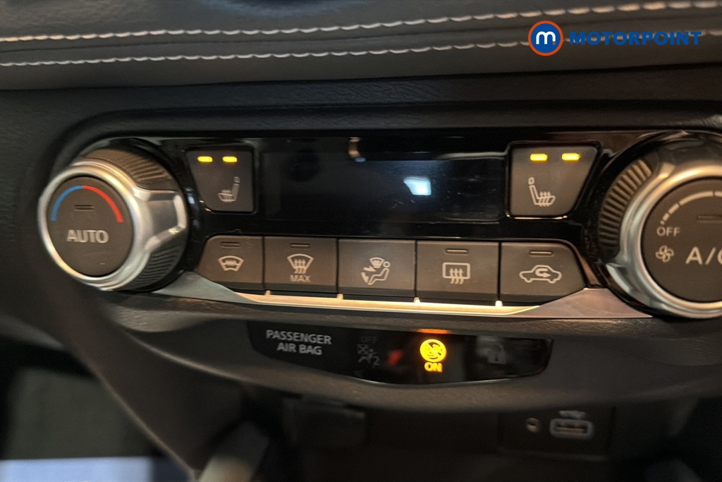 Nissan Juke Tekna Automatic Petrol SUV - Stock Number (1666879) - 14th supplementary image