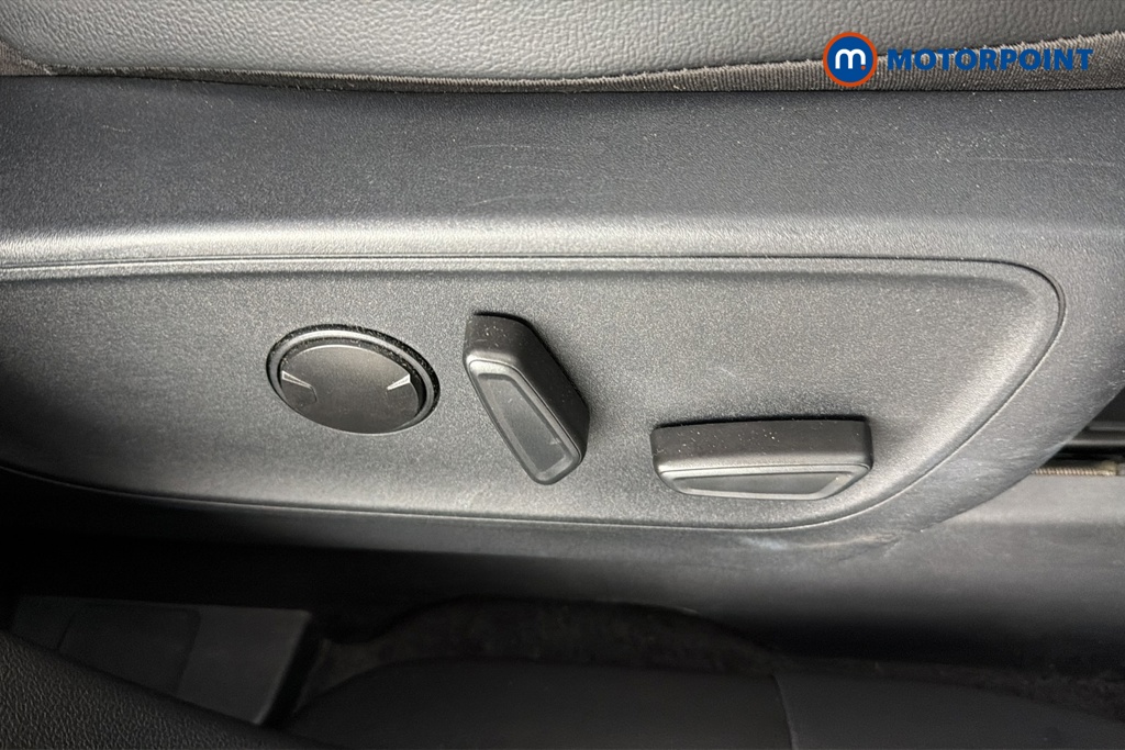 Ford Kuga St-Line Edition Automatic Petrol-Electric Hybrid SUV - Stock Number (1666900) - 23rd supplementary image