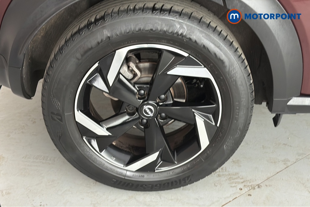 Nissan Juke N-Connecta Automatic Petrol-Electric Hybrid SUV - Stock Number (1667097) - 46th supplementary image