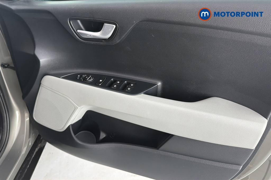 KIA Stonic 4 Manual Petrol SUV - Stock Number (1667256) - 18th supplementary image