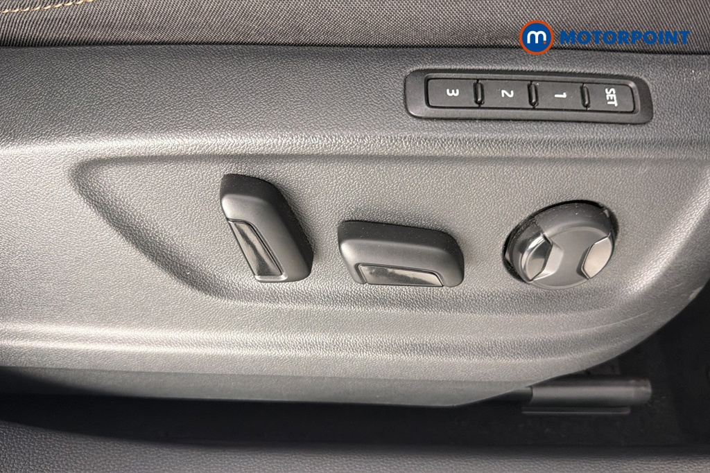 Cupra Ateca V2 Automatic Petrol SUV - Stock Number (1667266) - 23rd supplementary image