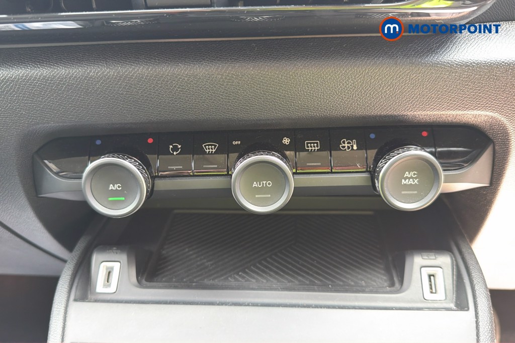 Citroen C4 YOU Manual Petrol Hatchback - Stock Number (1642047) - 2nd supplementary image