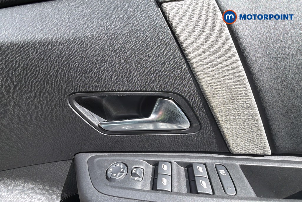 Citroen C4 YOU Manual Petrol Hatchback - Stock Number (1642047) - 19th supplementary image