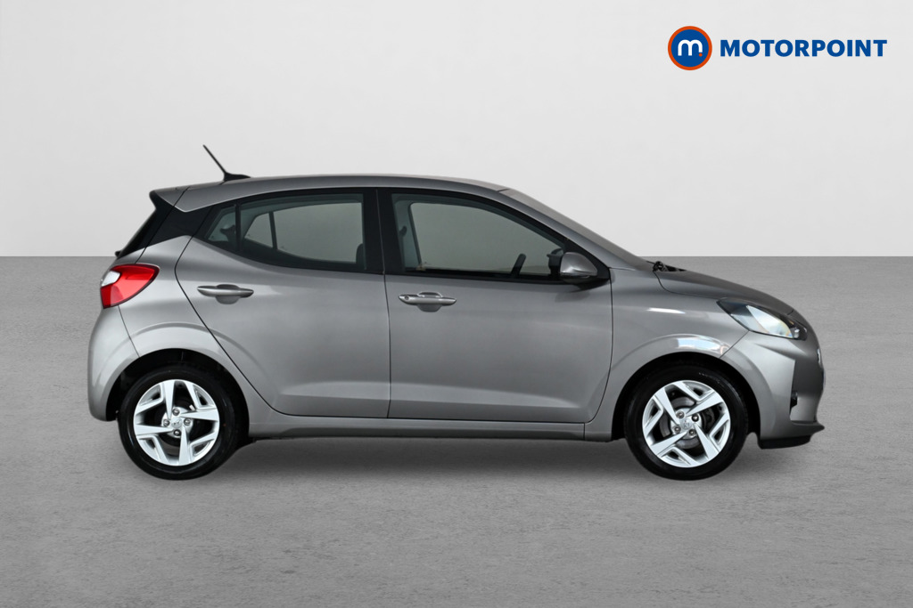 Hyundai I10 Se Connect Automatic Petrol Hatchback - Stock Number (1646311) - Drivers side