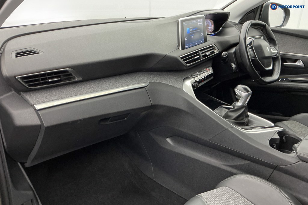 Peugeot 3008 Allure Manual Diesel SUV - Stock Number (1647583) - 7th supplementary image
