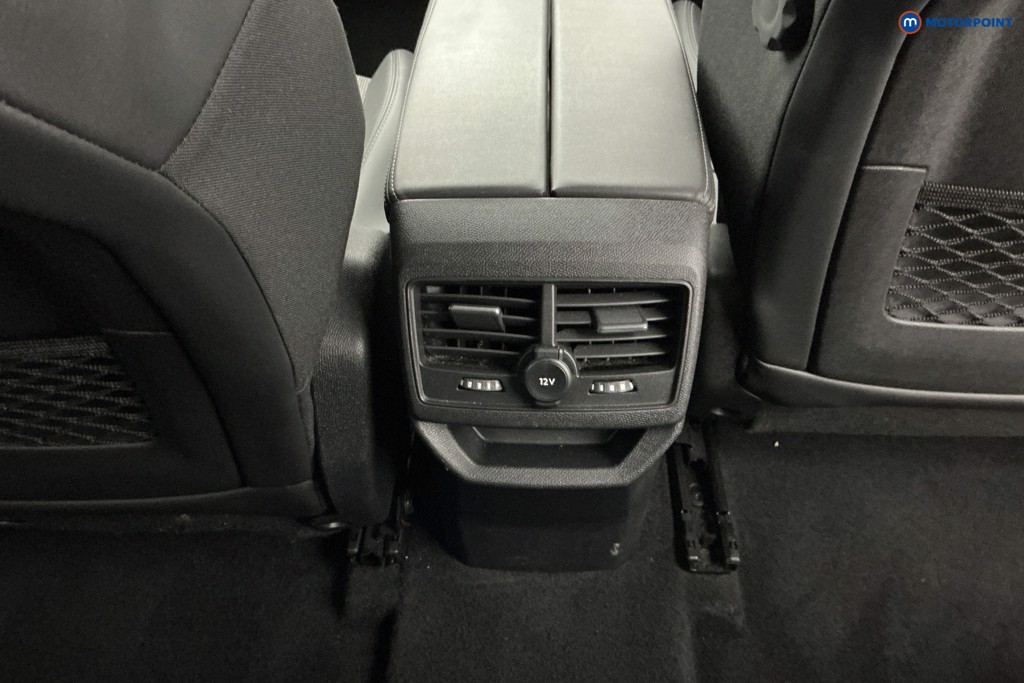 Peugeot 3008 Allure Manual Diesel SUV - Stock Number (1647583) - 19th supplementary image