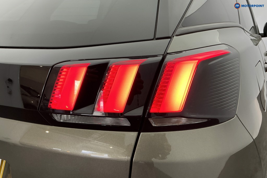 Peugeot 3008 Allure Manual Diesel SUV - Stock Number (1647583) - 22nd supplementary image