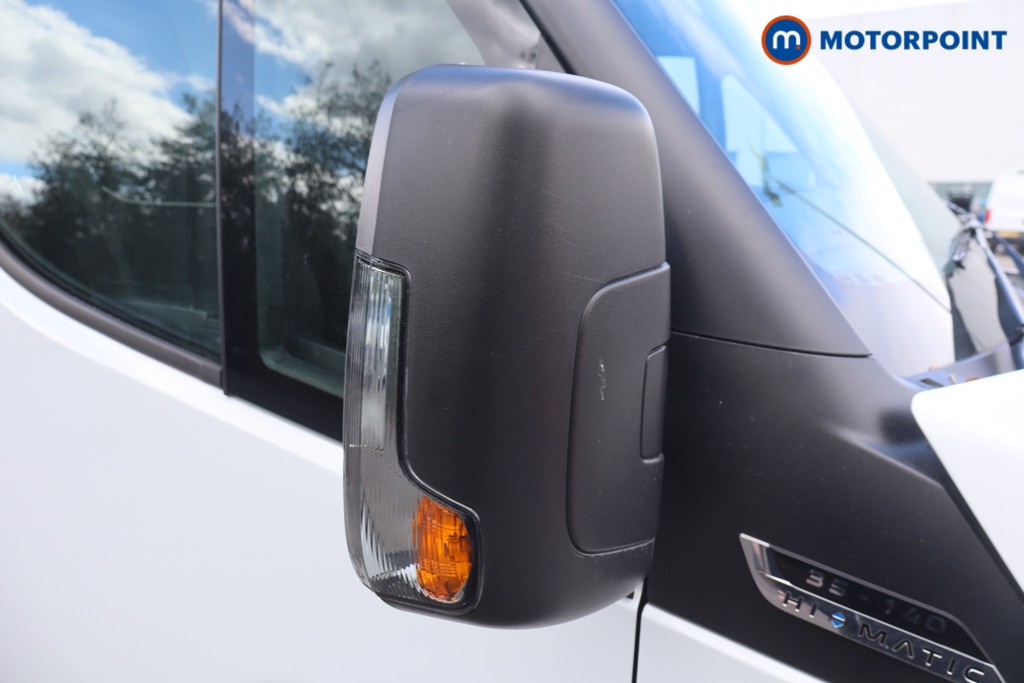 Iveco Daily Business Automatic Diesel High Volume-High Roof Van - Stock Number (1651384) - Passenger side front corner