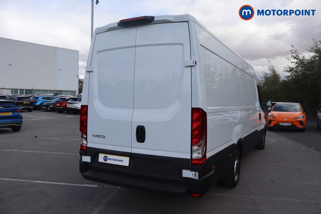 Iveco Daily Business Automatic Diesel High Volume-High Roof Van - Stock Number (1651384) - 2nd supplementary image