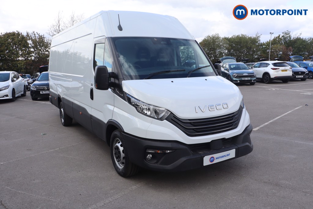 Iveco Daily Business Automatic Diesel High Volume-High Roof Van - Stock Number (1651384) - Front bumper