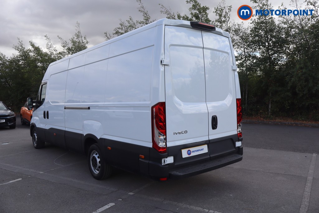 Iveco Daily Business Automatic Diesel High Volume-High Roof Van - Stock Number (1651384) - Passenger side