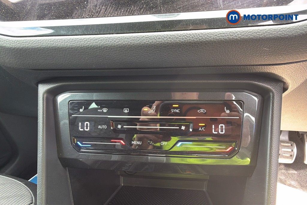 Volkswagen Tiguan R-Line Automatic Petrol SUV - Stock Number (1652808) - 5th supplementary image