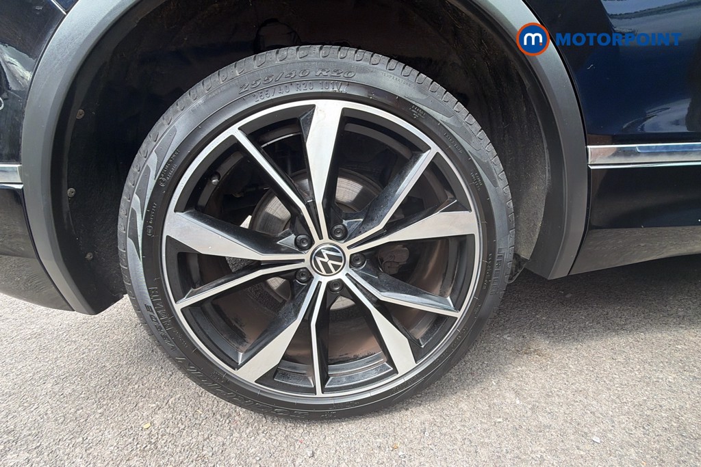 Volkswagen Tiguan R-Line Automatic Petrol SUV - Stock Number (1652808) - 37th supplementary image