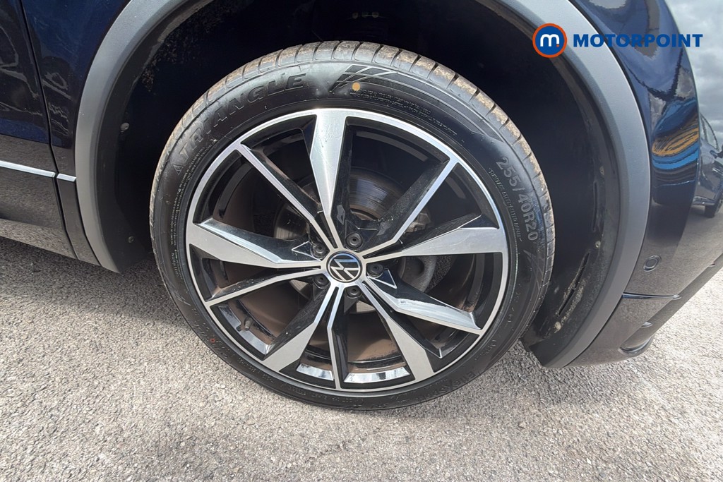 Volkswagen Tiguan R-Line Automatic Petrol SUV - Stock Number (1652808) - 38th supplementary image