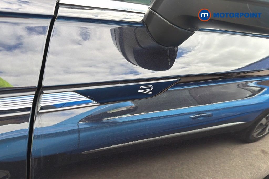 Volkswagen Tiguan R-Line Automatic Petrol SUV - Stock Number (1652808) - 39th supplementary image