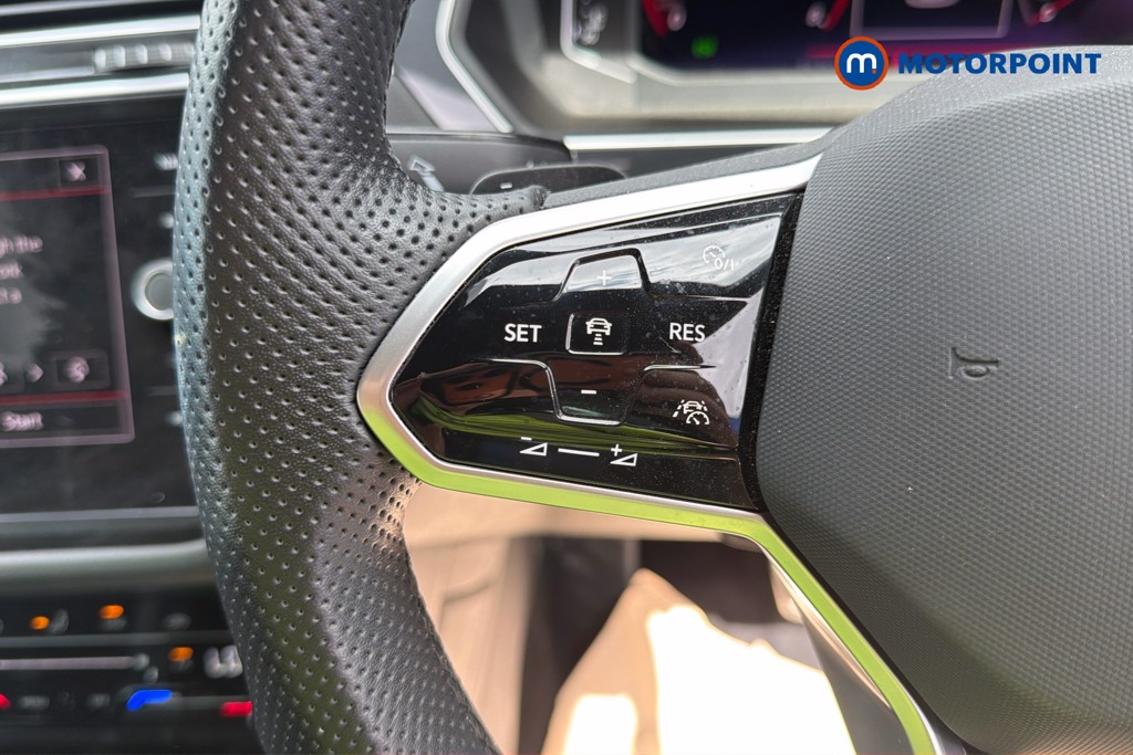 Volkswagen Tiguan R-Line Automatic Petrol SUV - Stock Number (1652808) - 1st supplementary image