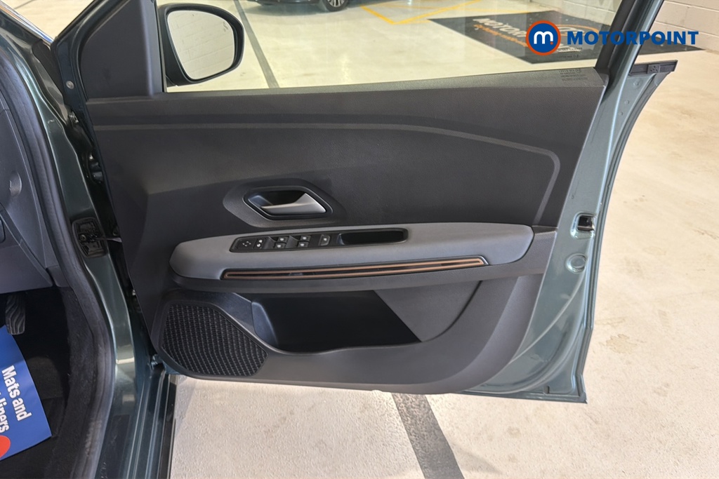 Dacia Jogger Extreme Manual Petrol People Carrier - Stock Number (1653605) - 18th supplementary image