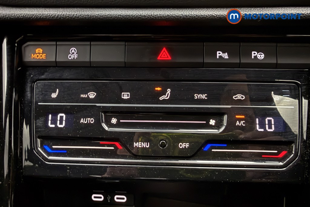 Volkswagen T-Roc R-Line Automatic Petrol SUV - Stock Number (1653927) - 16th supplementary image