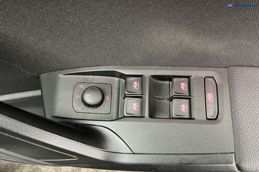 Seat Arona FR Automatic Petrol SUV - Stock Number (1654381) - 17th supplementary image