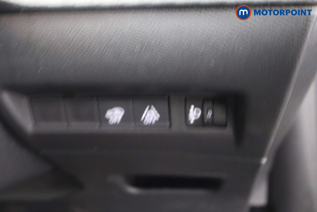 Peugeot 2008 Active Premium-Plus Manual Petrol SUV - Stock Number (1654601) - 10th supplementary image