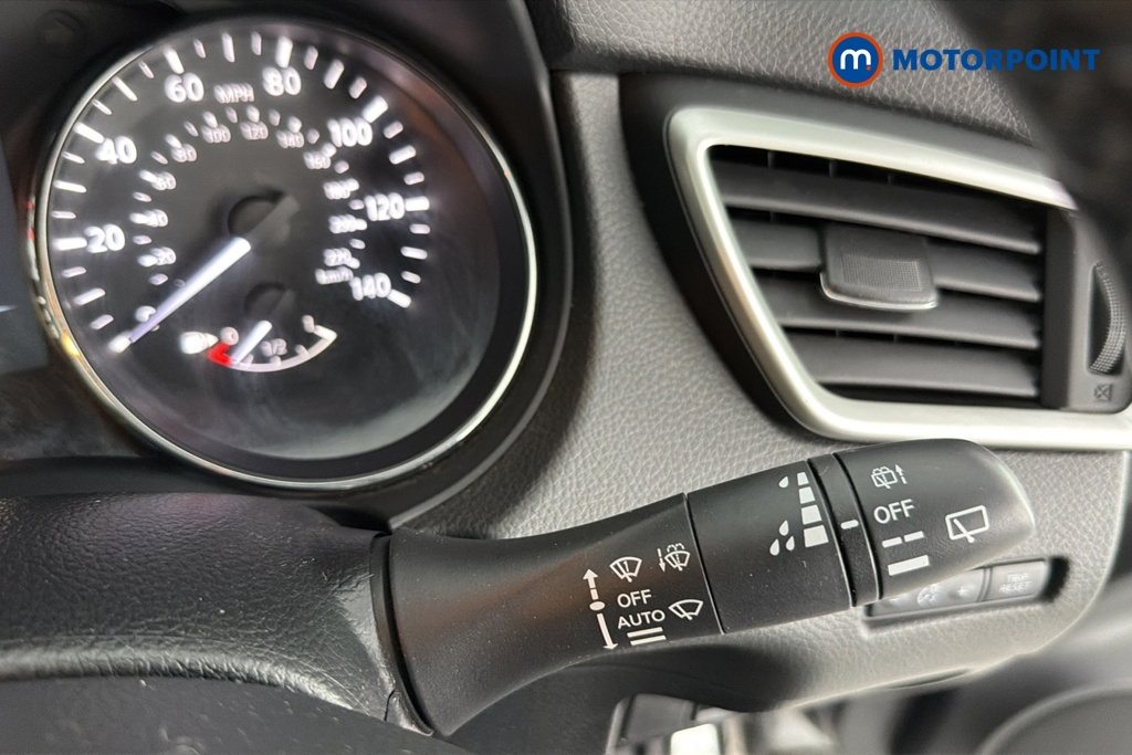 Nissan Qashqai Acenta Manual Petrol SUV - Stock Number (1655574) - 6th supplementary image