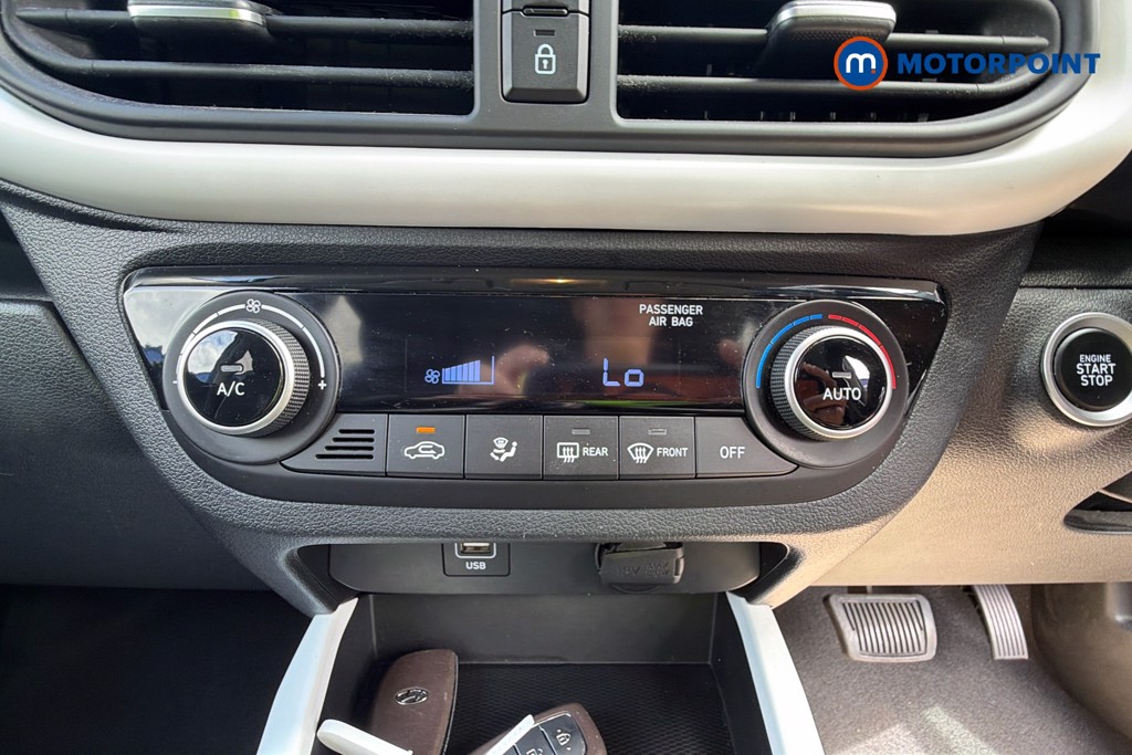 Hyundai I10 Premium Automatic Petrol Hatchback - Stock Number (1655993) - 4th supplementary image