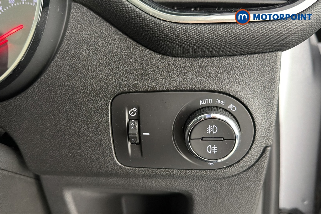 Vauxhall Crossland Ultimate Manual Petrol SUV - Stock Number (1656235) - 11th supplementary image