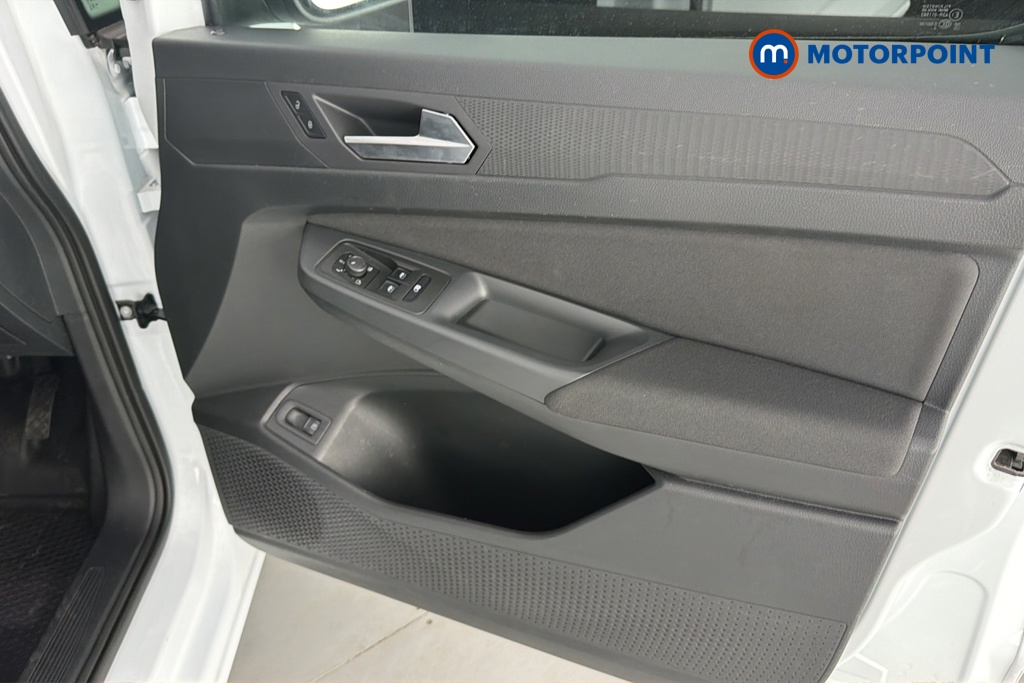 Ford Transit Connect Limited Automatic Petrol Plug-In Hybrid Panel Van - Stock Number (1656596) - 18th supplementary image